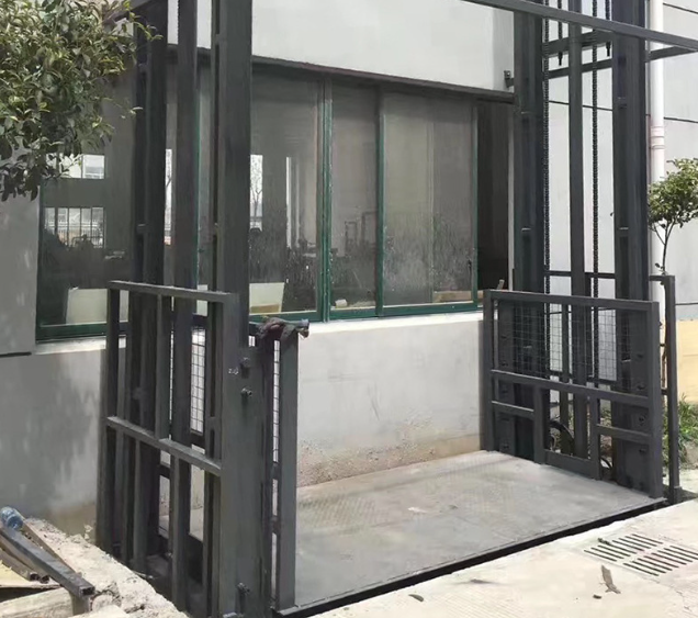 周宁导轨式施工升降机助力民生工程提速增效